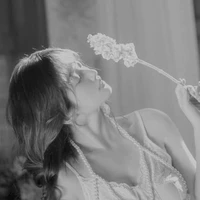 Ngọc Bảo Bình ²⁴