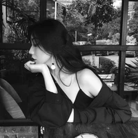 Huỳnh Bạch Dương ²⁴