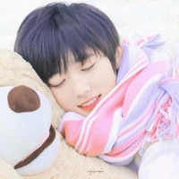 Tống á hiên (lúc nhỏ)