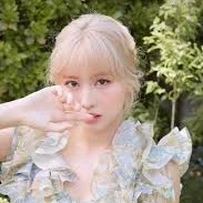 Momo[bạn nàng]