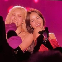 Rii_シ♡