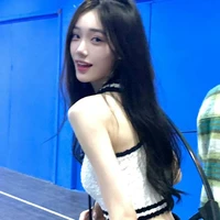 Y Lương Hà Linh