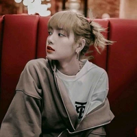 Lalisa Manobal