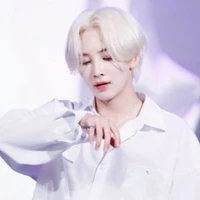 Yoon Jeonghan