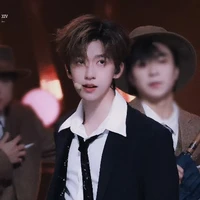 Hạ Tuấn Lâm