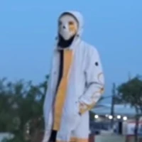 707