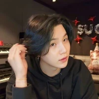 Yoongi？？？