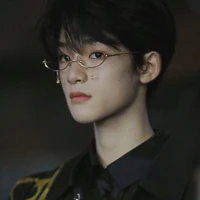 Uông Tuấn Hy / anh