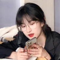 Phạm Hoàng Thy - Nàng