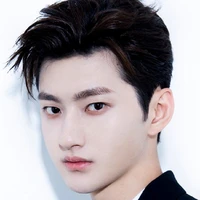 Lưu Đặc / Lăng Việt