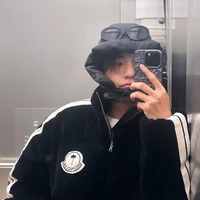 Kim Taehyung - hắn