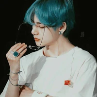 Taehuyng ( V)