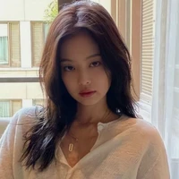 Kim Jennie [ Chị ]