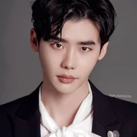 Lee Jong-suk