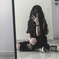 Trương Lan Thy ( bạn cô)