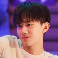 Dịch Dương Thiên Tỉ