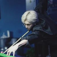 Bạch Uyển Long (nam9)