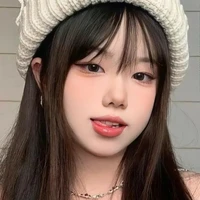 Hạ Thiên Vy-16tuổi