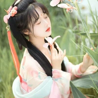 Ngọc Linh ( người hầu thân cận của cậu )
