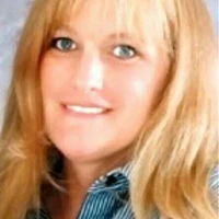 Debbie Rowe (nữ 9)