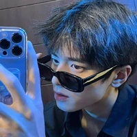 Lý Hữu Minh (Aaron) (bạn na9)