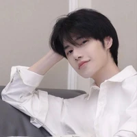 Lục Hoàng Thanh Nhật (em nam9+bff nam9)