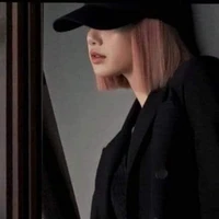 Lalisa Manobal