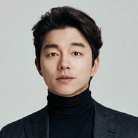 Gong-Yoo( ba cô)
