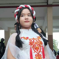 tác giả(ảnh chị tác giả)