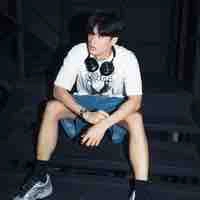 Tay Tawan Vihokaratana __ Lão Nhị