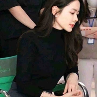 Bà Yang ( mẹ nu9)