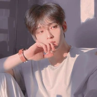 Phiên Hải Sư Tử (Jung Leo/@Leo)