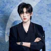 Tống Á Hiên - 🐋