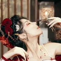 Giang Yêu Hồ -Thuộc Hạ Thận Cận Của Anh-