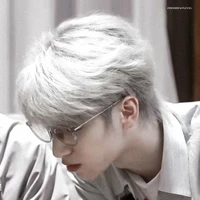 Nghiêm Hạo Tường ( anh )