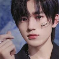 Tống Á Hiên ( y)