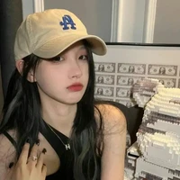 Lê Thư Linh-bn nu9