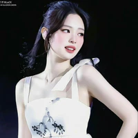 Kim Jennie [Mã Tuyền Y (chị anh)]