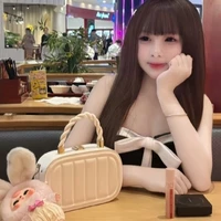 •-•