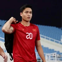 Bùi Hoàng Việt Anh 