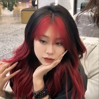 (Mẹ nuôi)