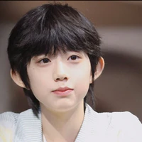 Trần Dịch Hằng .ChenYiHeng . Em