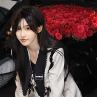 Vương Hiểu Giai(chị)