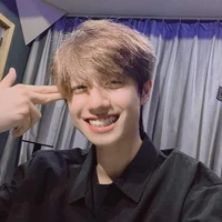 Chu Chí Hâm ( hắn)