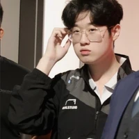 Zeus(thành viên T1)