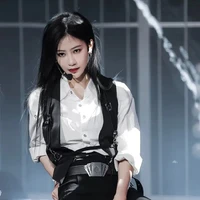 Viên Nhất Kỳ:017