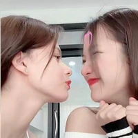 Tác giả nè