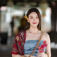 Kaew Ayutthaya (Wave, Pennhung)