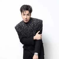 Lou Hoàng