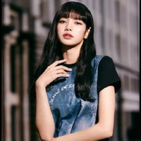 LALISA MANOBAN